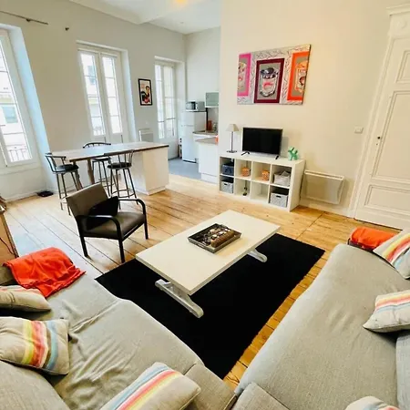 Apartment Lafite Furnished Flat *